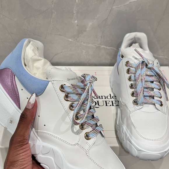 Alexander Mcqueen New Court size 8 (US) - Picture 6 of 6